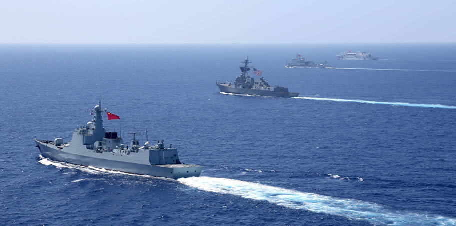 Китай начинает воспринимать США как реальную военную угрозу