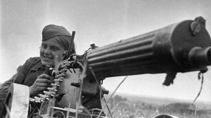 Ночной кошмар Вермахта: ТОП-5 русских женщин, «косивших» немцев штабелями Ночной кошмар Вермахта: ТОП-5 русских женщин, «косивших» немцев штабелями