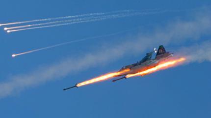 Русские устроили боевикам адскую засаду: в Хомсе авиация жгла со всей силы Русские устроили боевикам адскую засаду: в Хомсе авиация жгла со всей силы