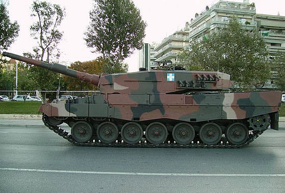 «Рейнметалл» поставит крупную партию 120-мм танковых боеприпасов для ОБТ «Леопард-2» СВ Греции