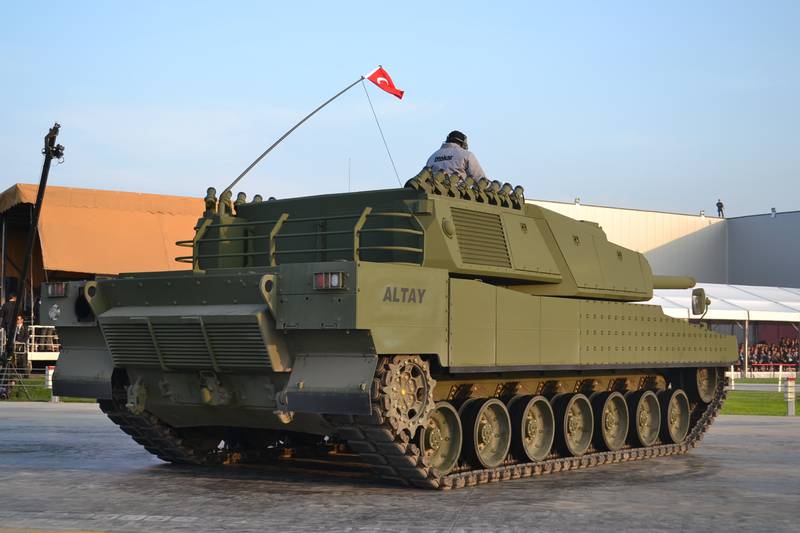 Турция выбрала разработчика двигателя для перспективного основного боевого танка Altay