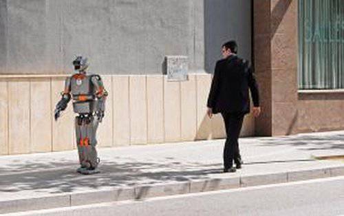 Современные роботы не могут справиться с решением задач, связанных с выполнением моральных и этических норм