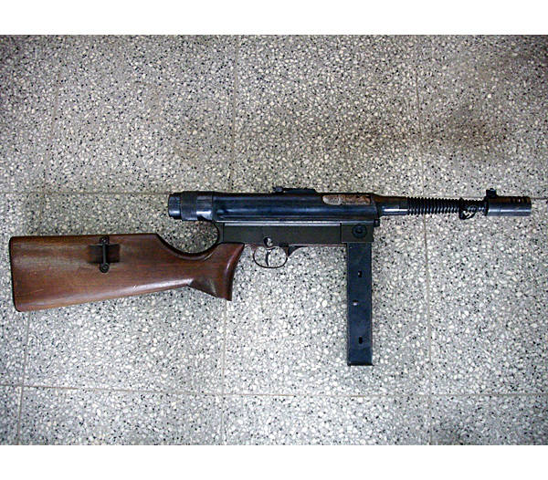 Аргентинский пистолет-пулемет Halcon M/943