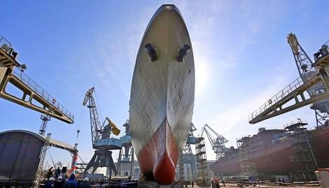 Дмитрий Рогозин осмотрел корабль «Адмирал Григорович», строящийся для ВМФ РФ