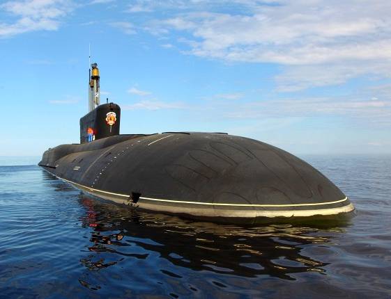 Крейсер "Владимир Мономах" прибыл на главную базу подводных сил СФ