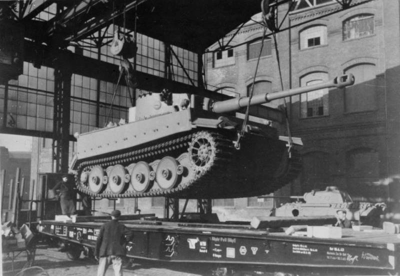 Производство немецких танков "Тигр"