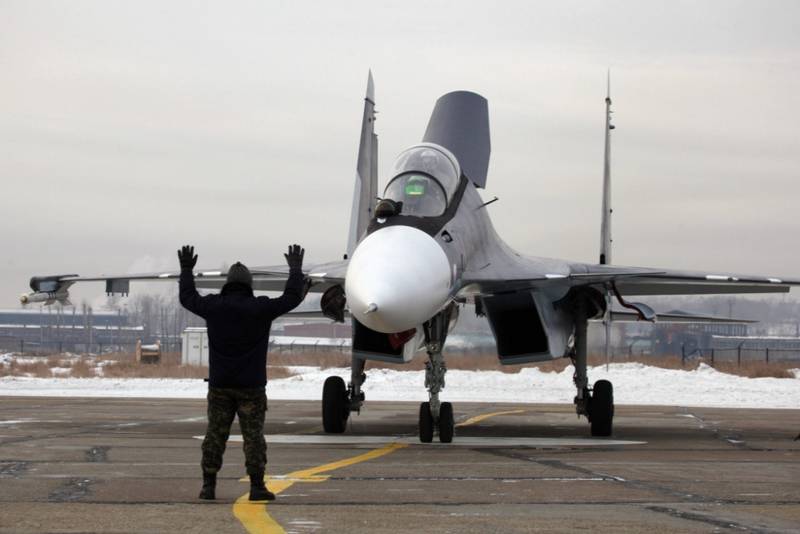 Группировка ВВС и ПВО в Крыму получит в 2015 году Су-30СМ