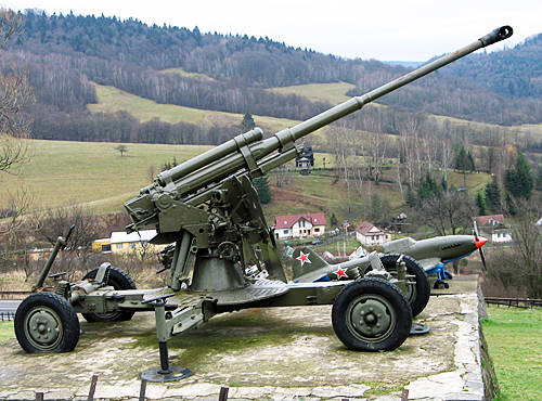 Советское 85-мм зенитное орудие КС-12