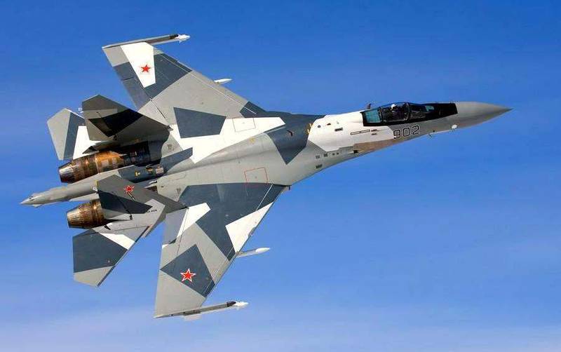 Российские Су-30 «уничтожили» корабли НАТО в Черном море
