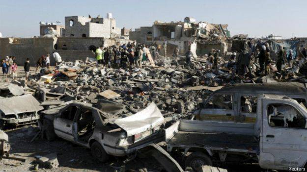 Международная коалиция возобновила авиаудары по военным объектам столицы Йемена