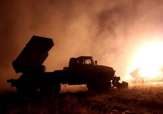 Украинские боевики атаковали Новую Марьевку из «Градов», убит ополченец