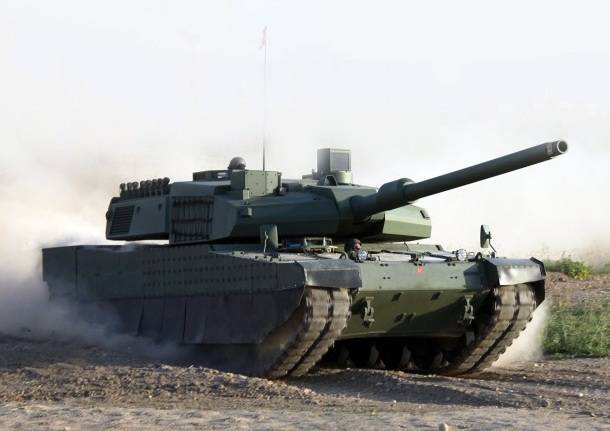 Немецкий танк «Леопард» проходит боевую обкатку в Широкино