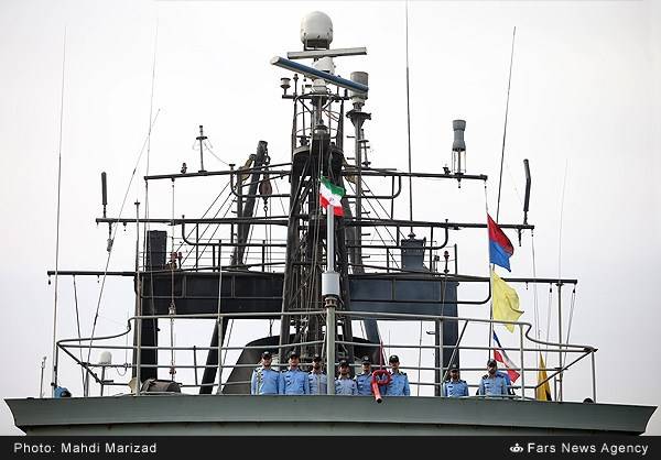 Два иранских боевых корабля направлены в район Адена