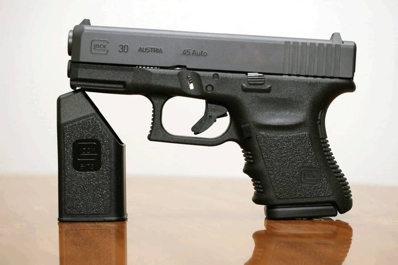 Субкомпактный пистолет Glock 30, под крупнокалиберный патрон .45 ACP