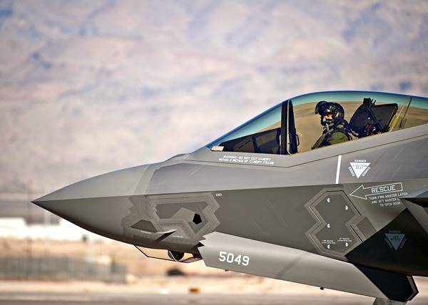 Затягивание Штатами поставок F-35 ставит под угрозу безопасность союзников