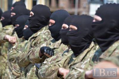 Ярошу придется воевать с армией Украины
