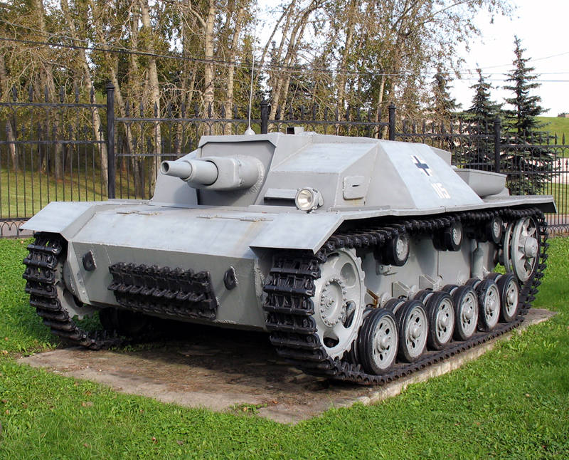 75-мм самоходное штурмовое орудие Вермахта - StuG III
