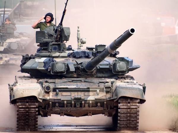 «Танковая и общевойсковая армии – ответ России на приближение НАТО к границам»