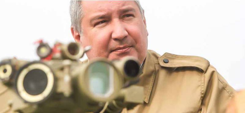 Дмитрий Рогозин пообещал уделить особое внимание перевооружению «Войск дяди Васи»