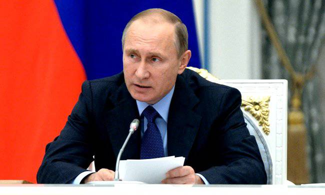 Путин поручил защитить россиян от ядерных и химических угроз
