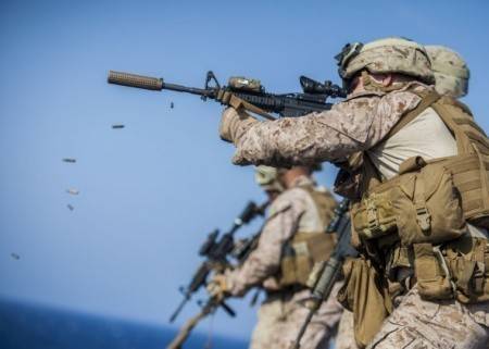 Пехотные подразделения Морской пехоты США перевооружат на автоматы M4