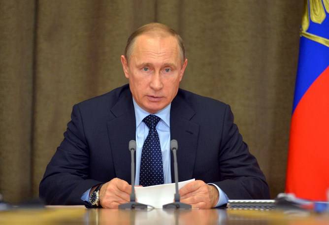 Путин обсудил результаты и планы России в оборонной сфере