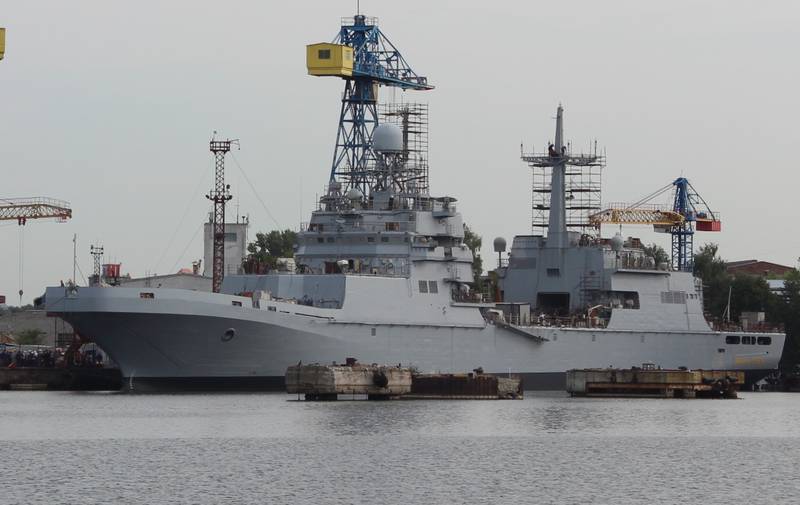 Завершение долгостроя: большой десантный корабль “Иван Грен” пополнит ВМФ РФ в 2016 году