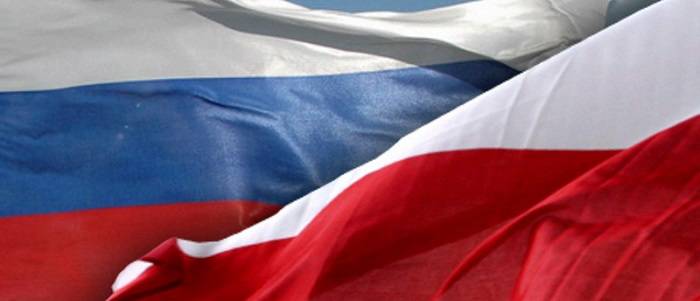 Ради чего Польша вновь наговаривает на Россию?