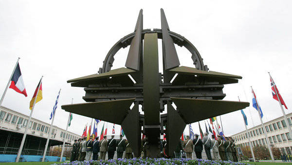 FT: эксперты НАТО раскритиковали боеспособность альянса