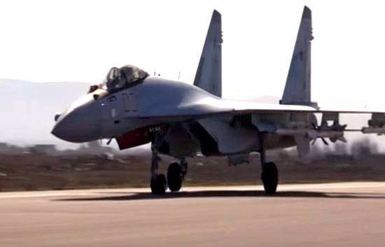 Су-35C на российской базе в Сирии