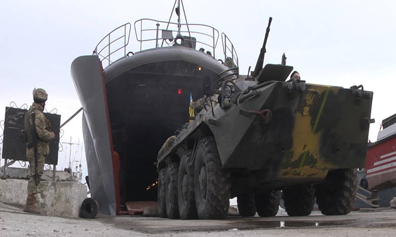 Морская пехота Украины завершила учения на побережье