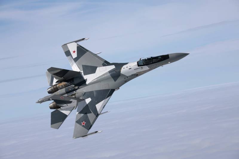 Индонезия и Россия подпишут контракт на поставку десяти Су-35
