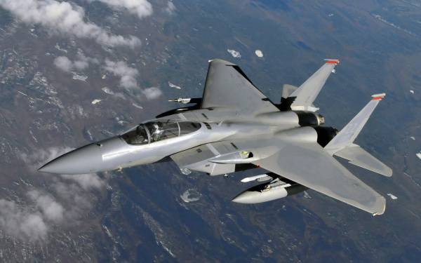 США разместили истребители F-15 в Нидерландах и Исландии