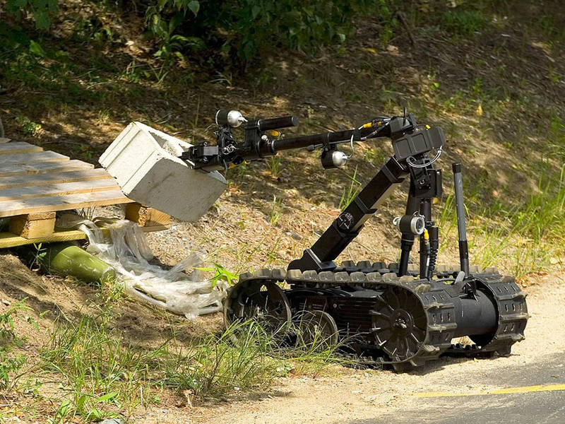 Американский универсальный боевой робот «TALON»