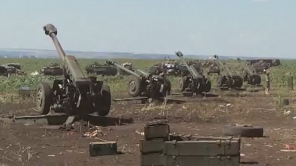 Украинские войска резко усилили обстрелы на линии фронта в Донбассе