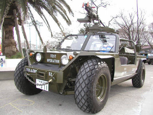 Первая военная багги XR311 «Dune Buggy»