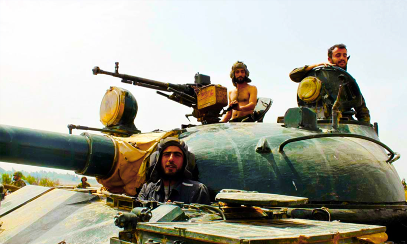 Сирийские танки снесли штабы боевиков под Алеппо