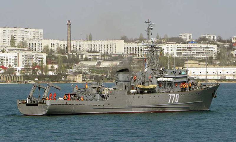 Группу кораблей ВМФ РФ в Средиземном море пополнил «Валентин Пикуль»