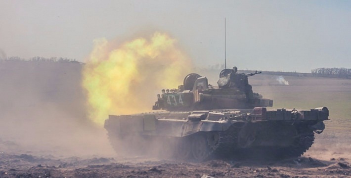 Битва за Авдеевку: Киев занимает войной недовольных украинских солдат