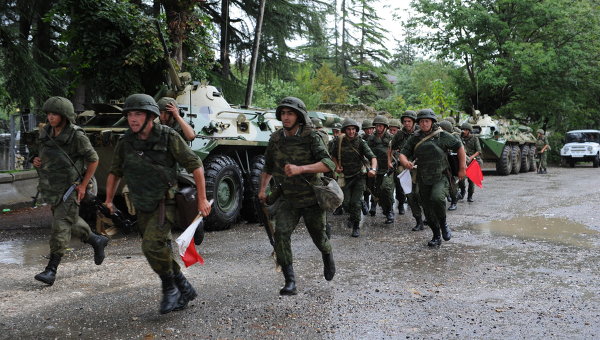 Российских военных в Абхазии подняли по тревоге в рамках внезапной проверки