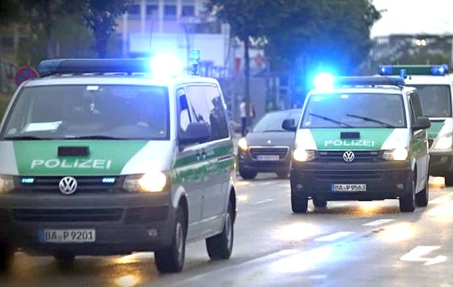 Атака в Мюнхене: полиция пока не говорит о теракте