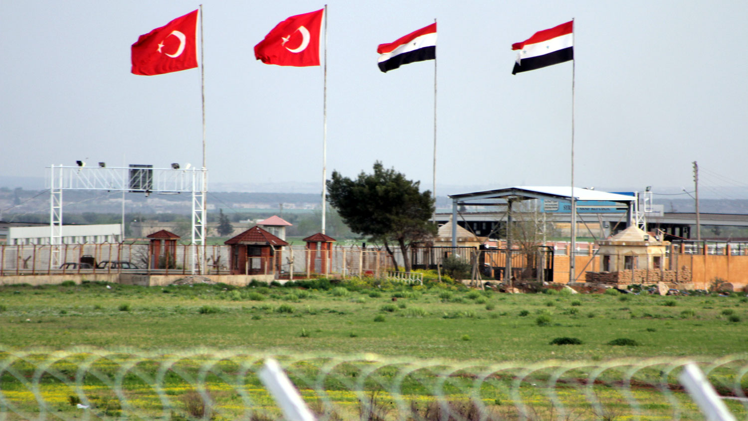 Турция размышляет над закрытием границы с Сирией
