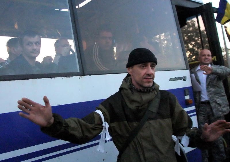 В Киеве решили обменяться в Донбассе пленными по формуле «всех на всех»