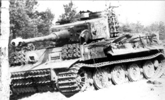 «Валентайн» - укротитель «Тигра»,  беспомощный Т-34–76 и мишень «Матильда»