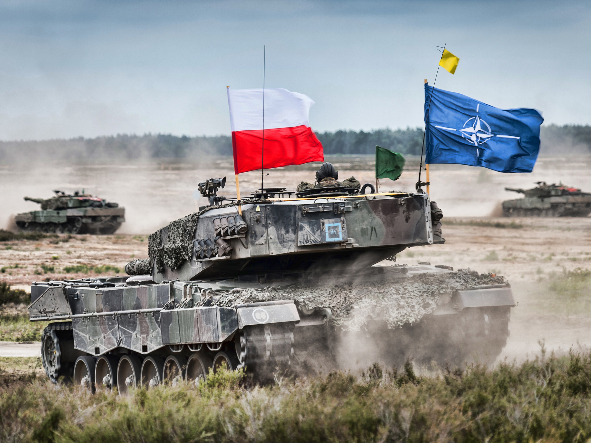 Кольцо сжимается. НАТО готовит плацдарм для атаки в Прибалтике и Польше