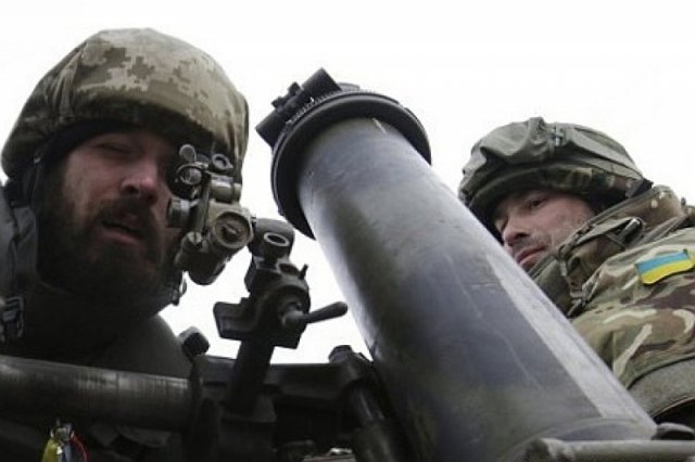 Украина подтягивает к линии фронта новые силы и технику