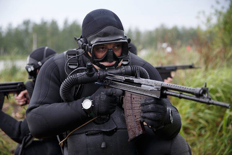 Российский спецназ получит двухсредный дыхательный аппарат