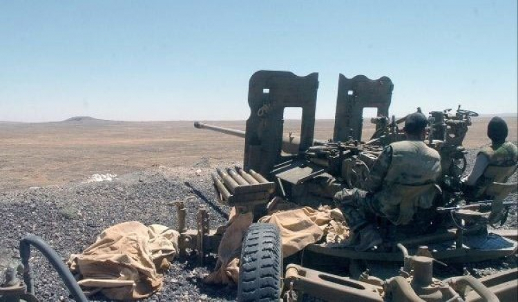Сводка из Сирии: сожженный танк боевиков «взмыл в воздух» в Эль-Кунейтре