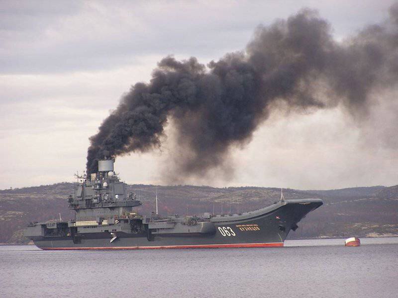 Едкий дым «Адмирала Кузнецова» одурманил укропатриотов