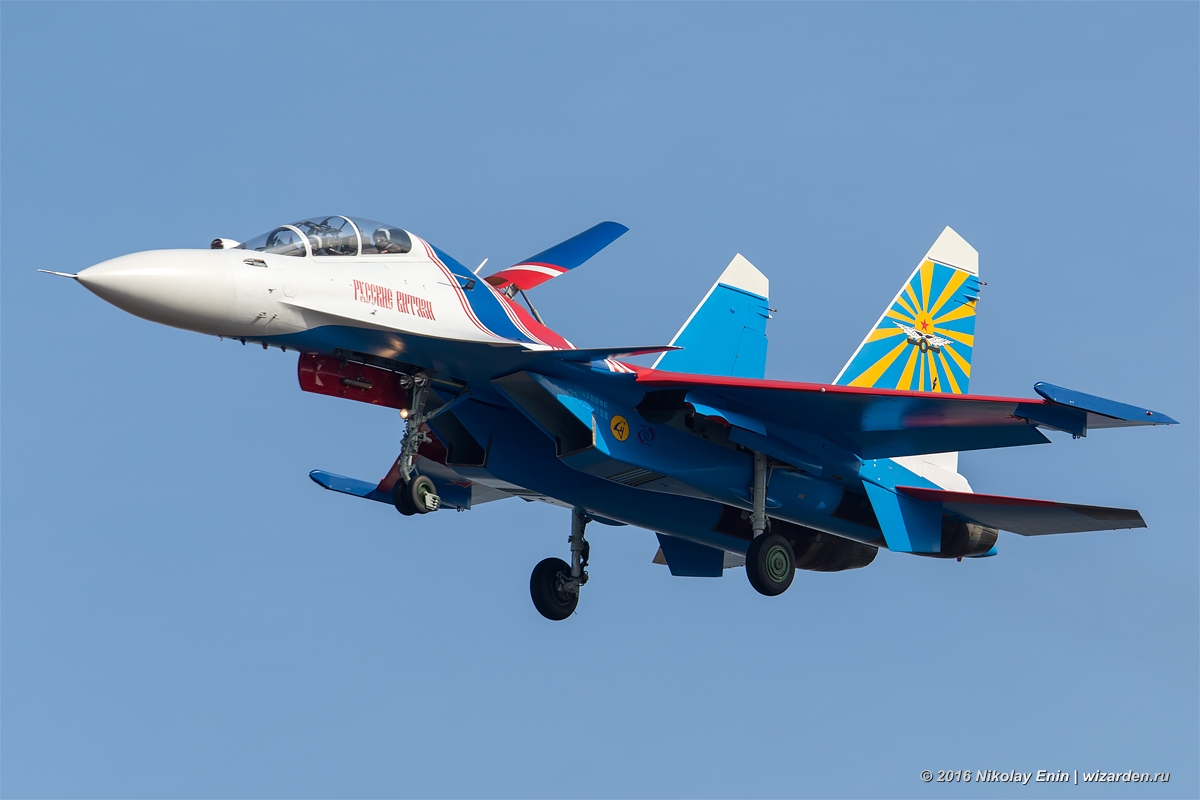 Есть комплект. «Русские витязи» полностью перешли на Су-30 СМ